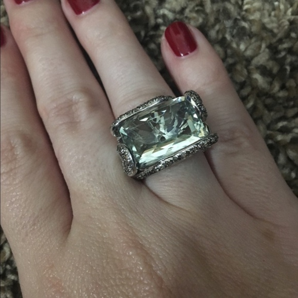 LeVian 50 shades of green ring